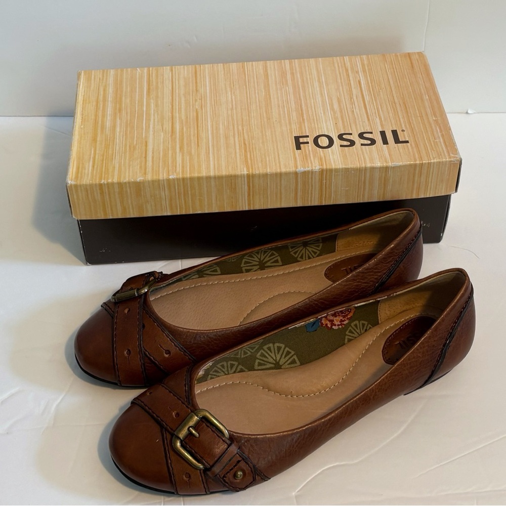 NWT Fossil Brown Leather Sandy Flats with Glossy Finish - Picture 8 of 12